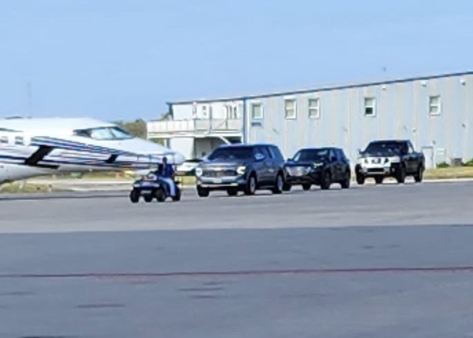  Leonard Peltier at the Leesburg Airport to a catch flight home to Turtle Mountain Indian Reservation. (Photo/Ray St. Clari)