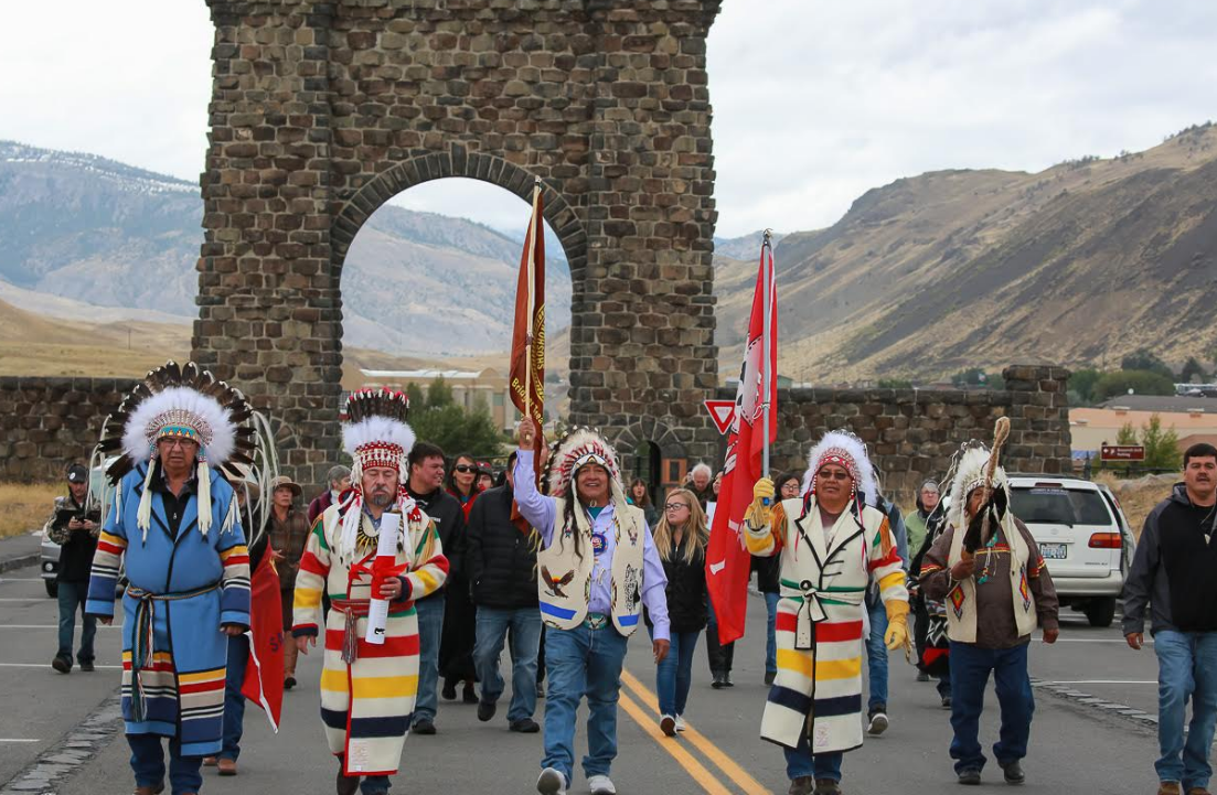 People of The Sacred Mountain A History of The Northern Cheyenne Chie