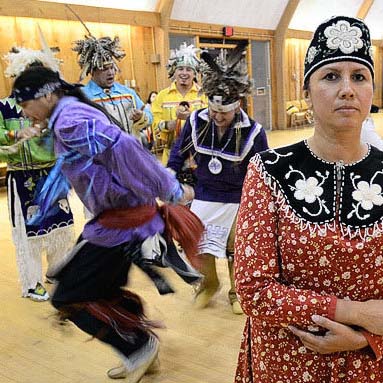 92 Haudenosaunee Dancers