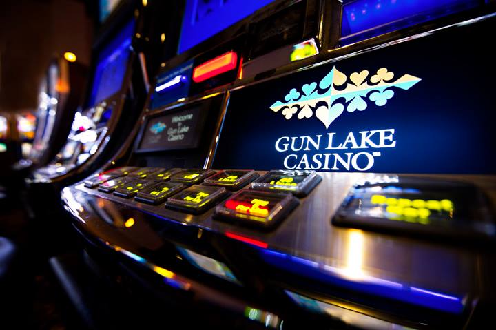 does gun lake casino have poker